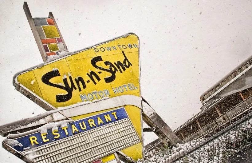 Sun-n-Sand Motor Hotel in Jackson, Mississippi