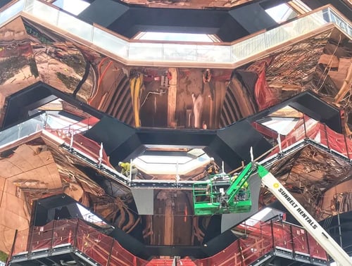Gigantic New Manhattan Attraction Sparks a Flood of Controversy, Writes Arthur Frommer