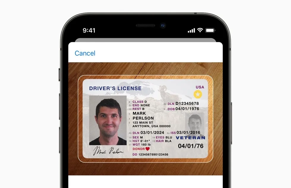 Apple Wallet displaying state driver license