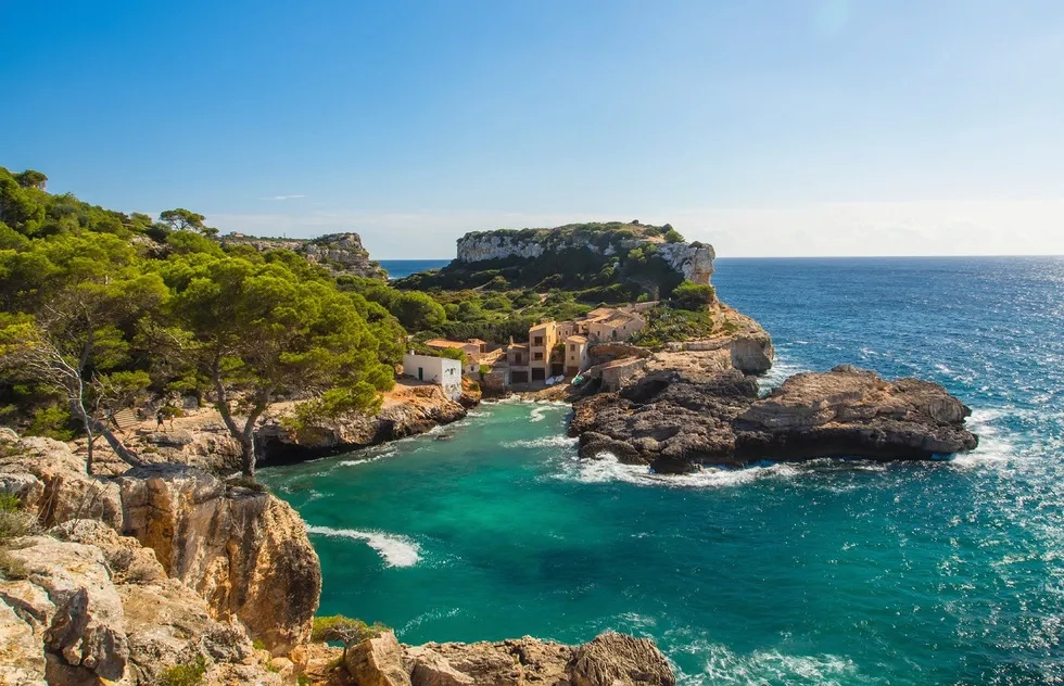 Cala S'Almunia, Mallora