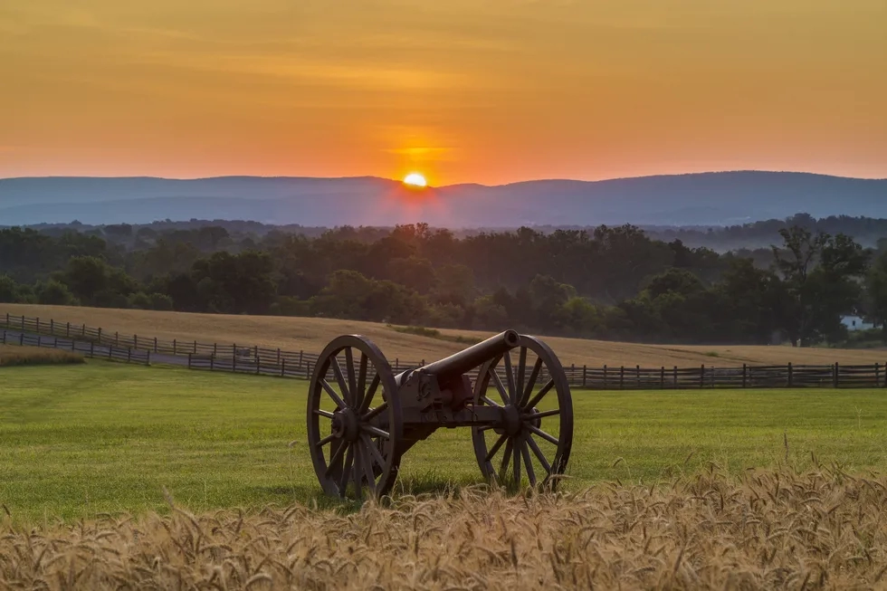 cannon at sunrise, Antietam National Battlefield, Maryland