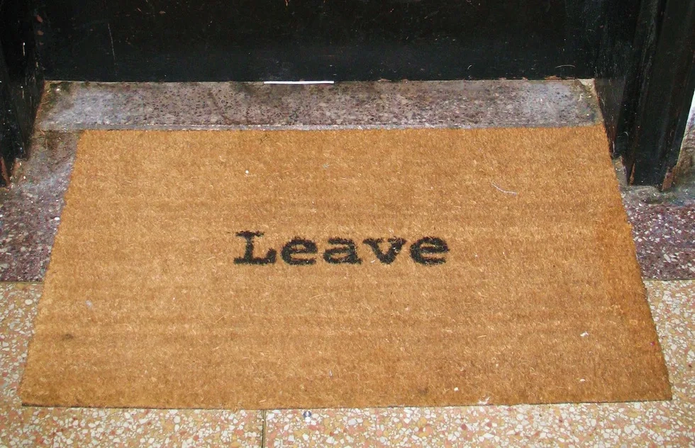 "Leave" welcome mat