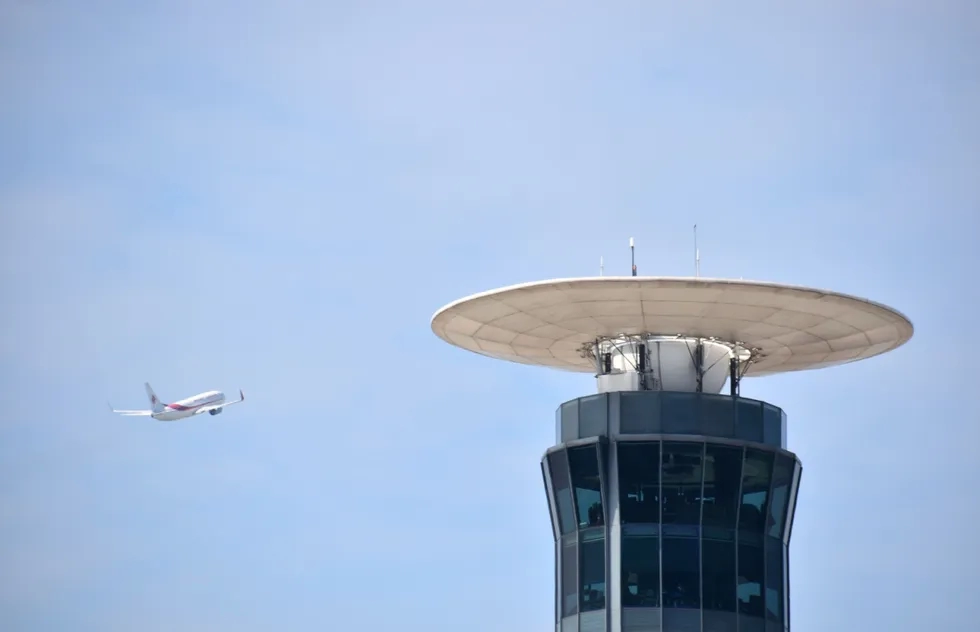 air traffic control tower, paris charles de gaulle airport