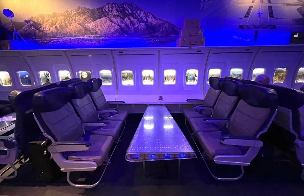 PS Air Bar interior