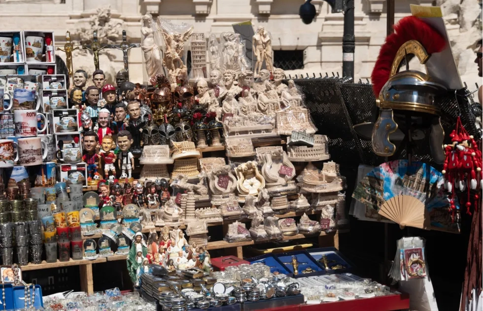 Souvenir stand in Rome