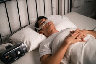 Traveling with Sleep Apnea: Expert Recommendations for CPAP Gear, Finding Distilled Water, and Other Tips