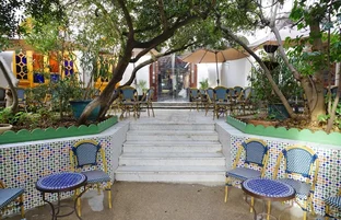 The Best Unexpected Pleasures in Paris