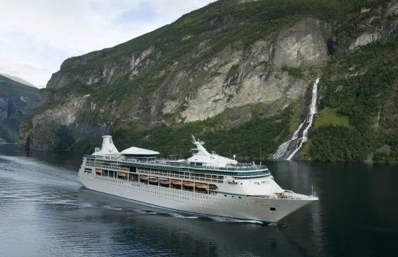 Royal Caribbean's Vision of the Seas under sail