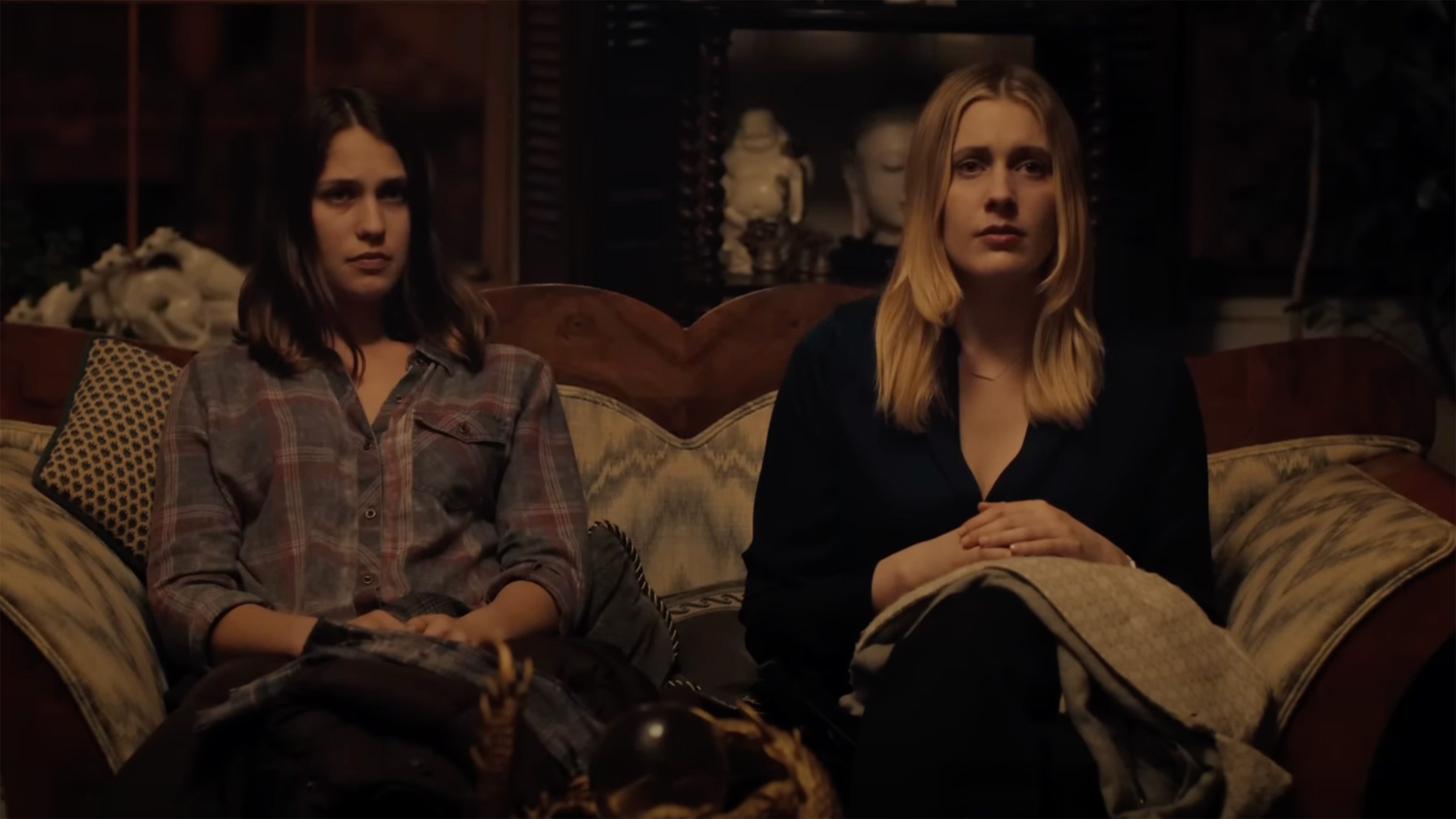 Mistress America Official Trailer
