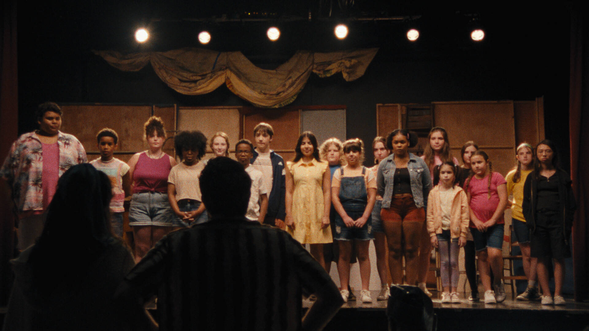 Theater Camp Stills 7 MD KIDS ON STAGE A022 C002 220616 A1 GE 20221114 86406
