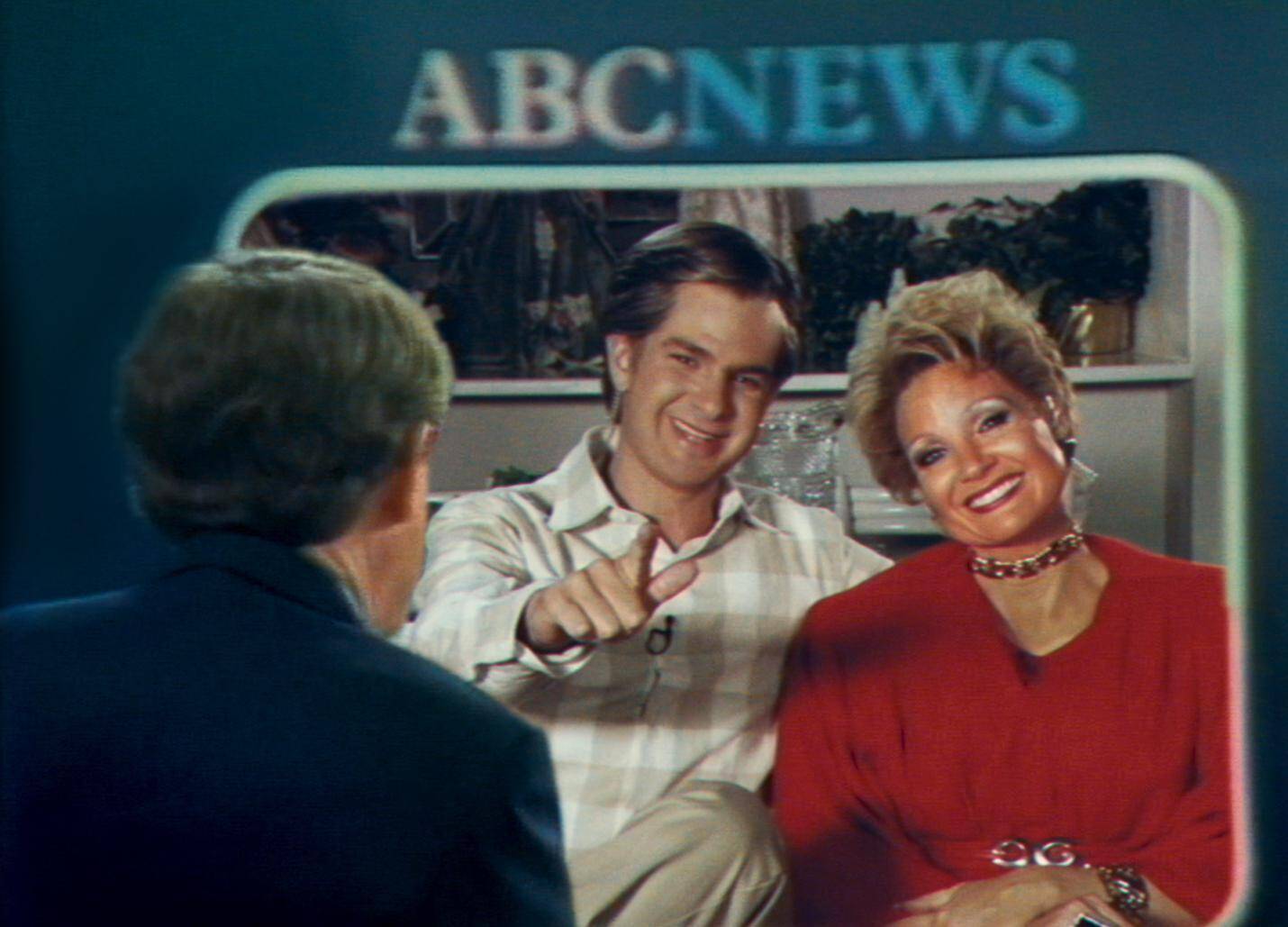 The Eyes of Tammy Faye Official Trailer