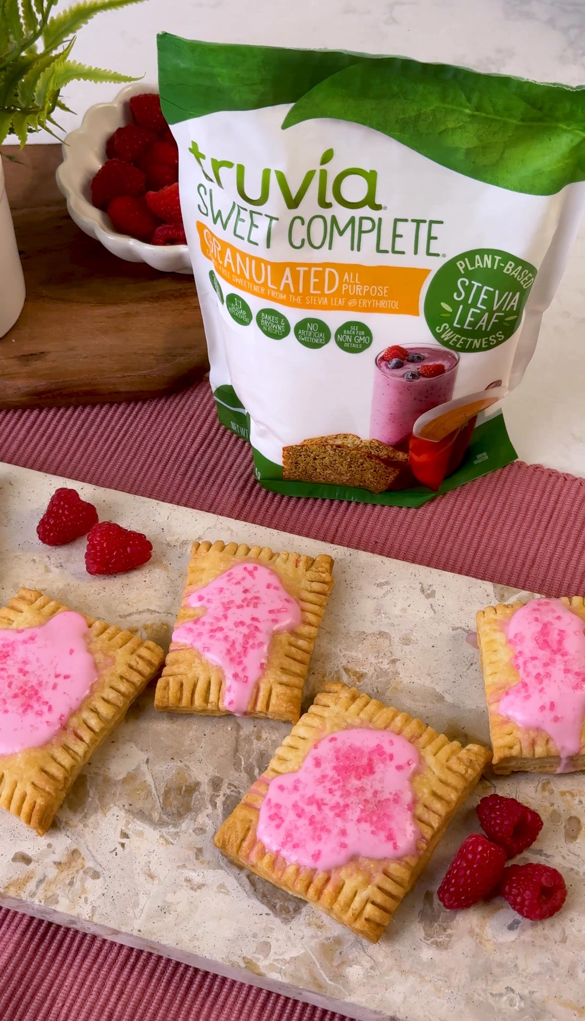 Final Image Mini Berry Pink Pie Bites SWEET COMPLETE GRANULATED