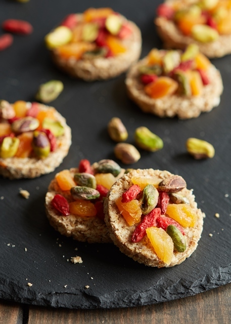 Ginger Fruit and Nut Cookies | Truvía®