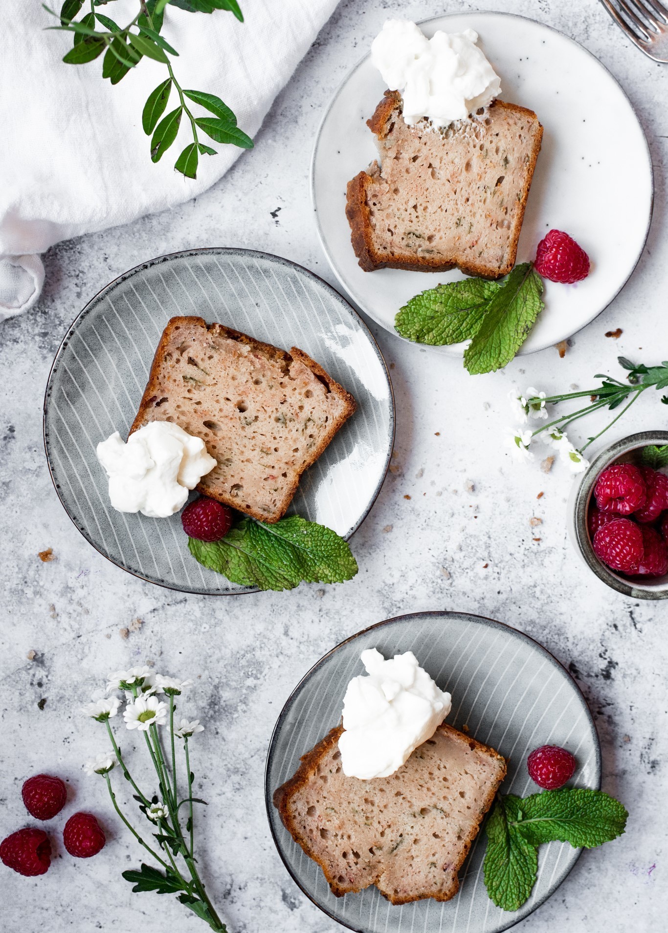 Raspberries and Mint Loaf | Truvía®