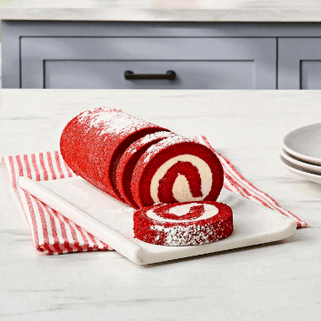 Red Velvet Swiss Roll | Truvía®