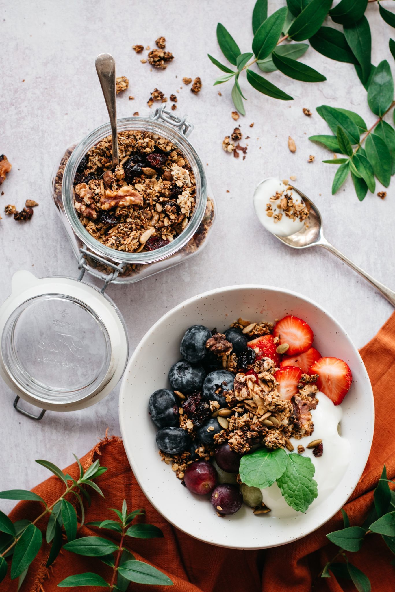 Vegan Walnut Granola | Truvía®