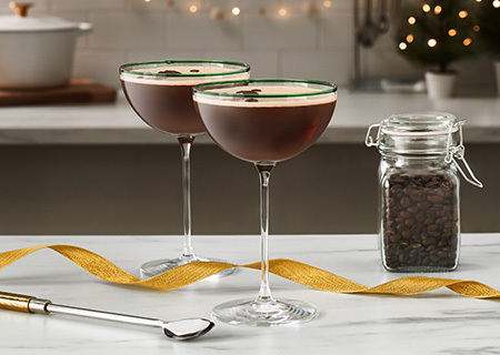 Espresso Martini Cocktail | Truvía®