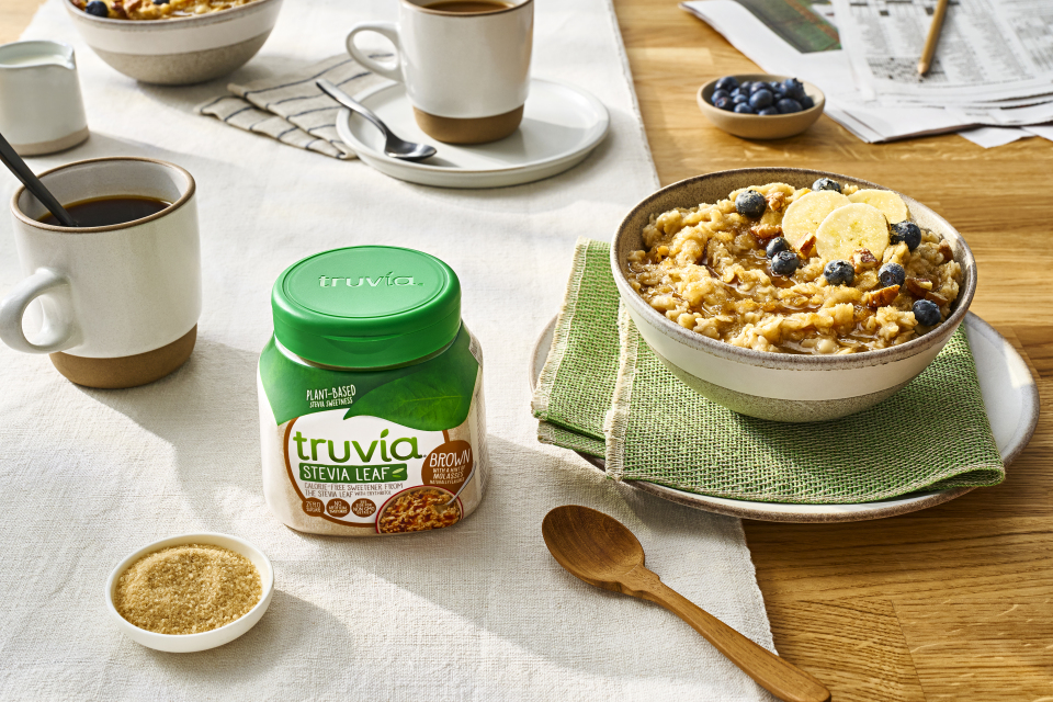 TRU FY24 Brown Spoonable Everyday Sweetness Oatmeal