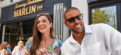 Man and women at bar