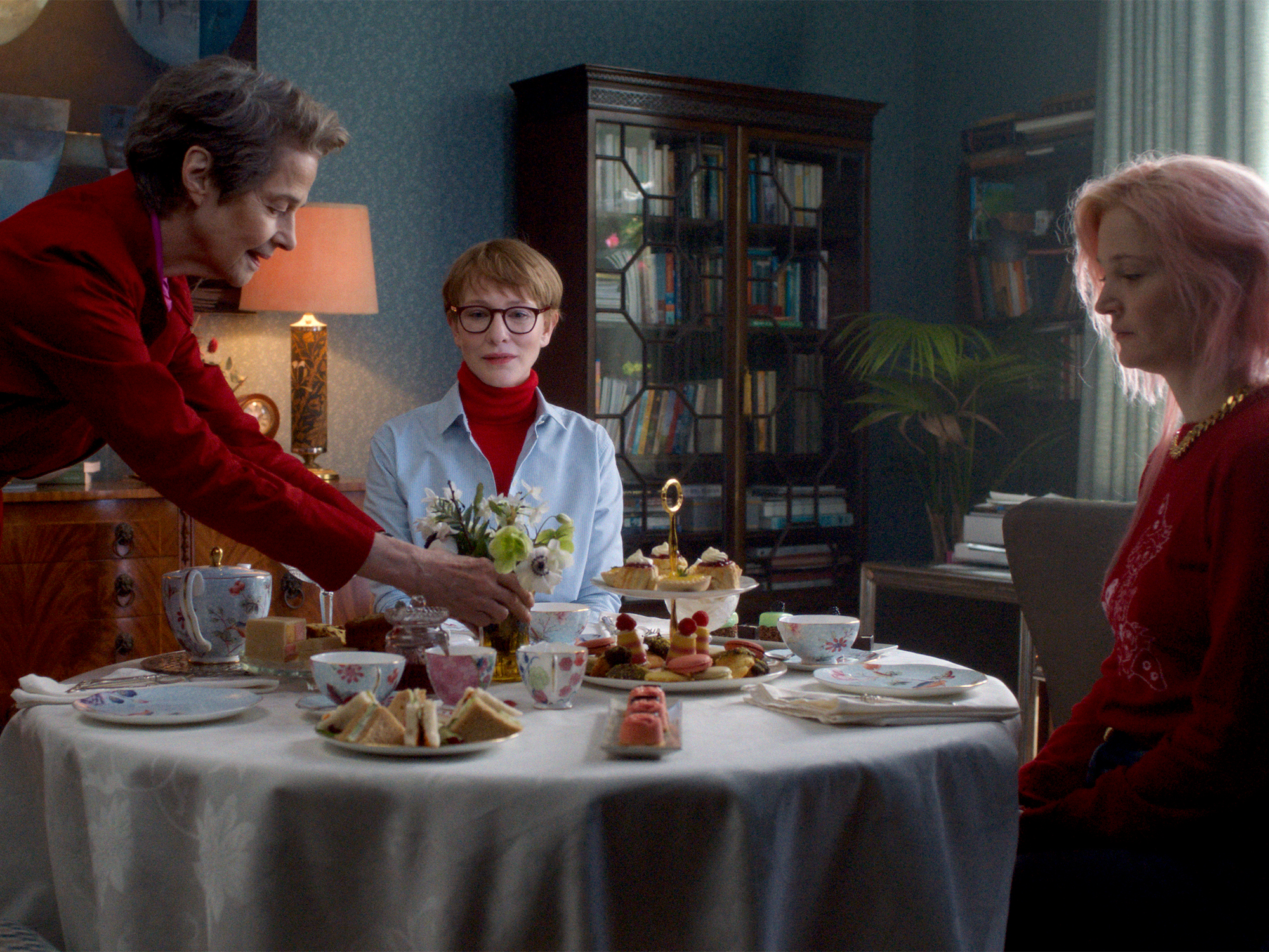 Father Mother Sister Brother review – an astute,…