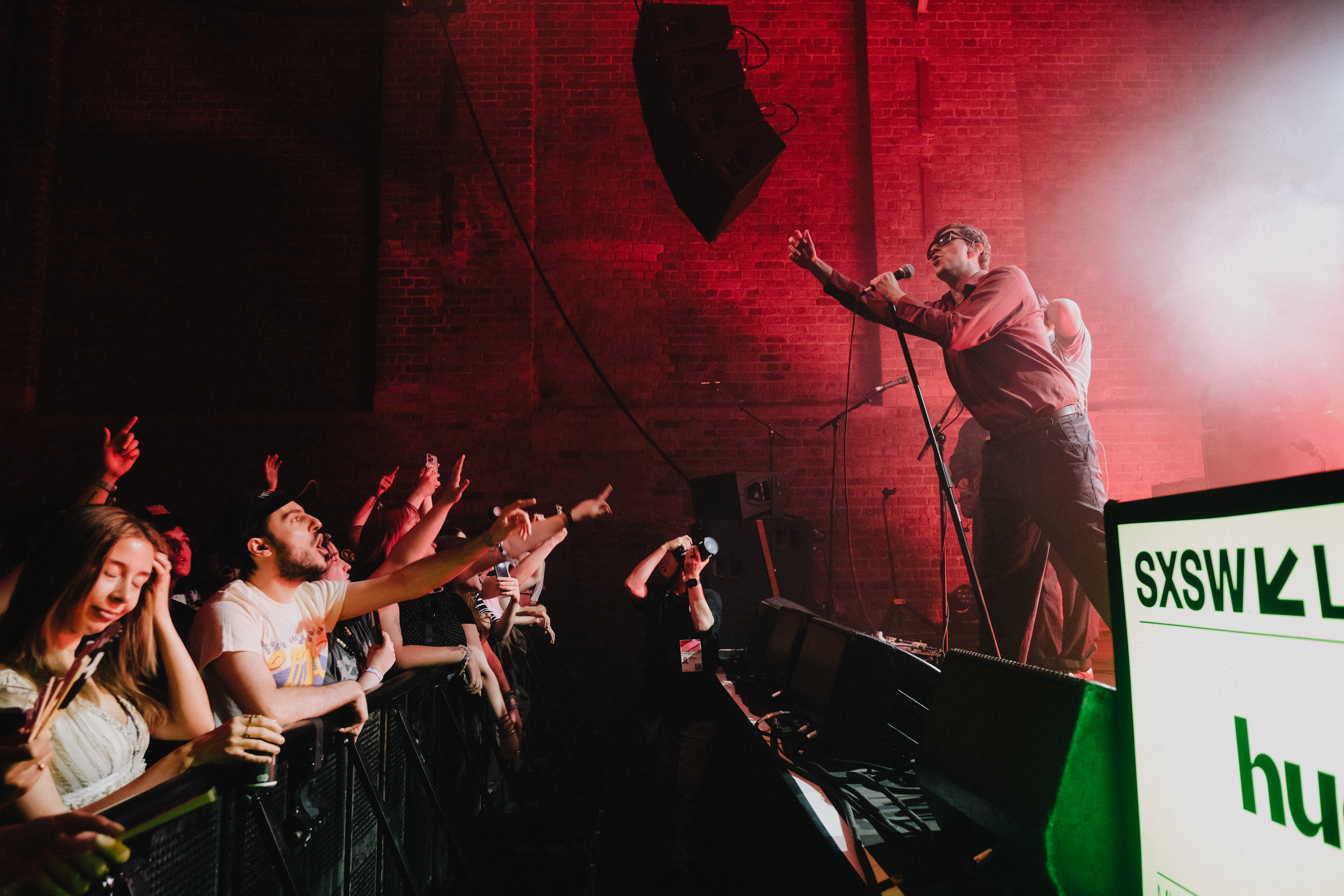 Huck's SXSW gig was a sweat-soaked rager