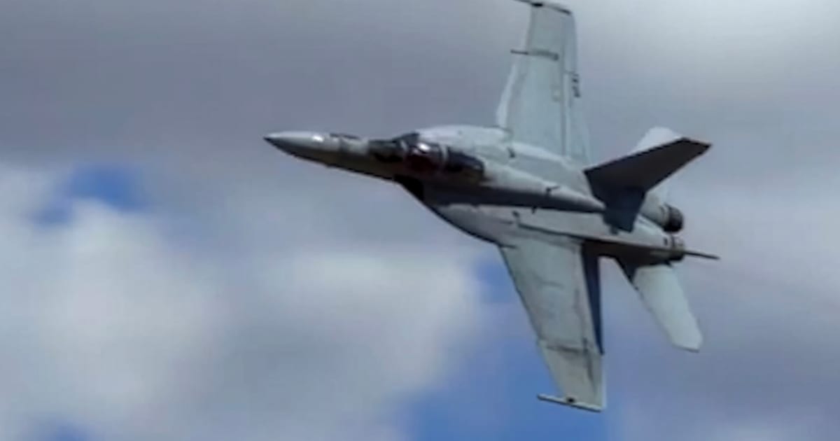 Preliminary Visions of a Girl-Online Preliminary Visions of a Girl-Online