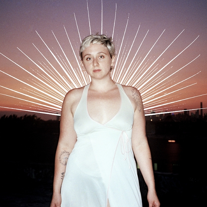 10 700 700 584 allisoncrutchfield touristinthistown 900px amazon