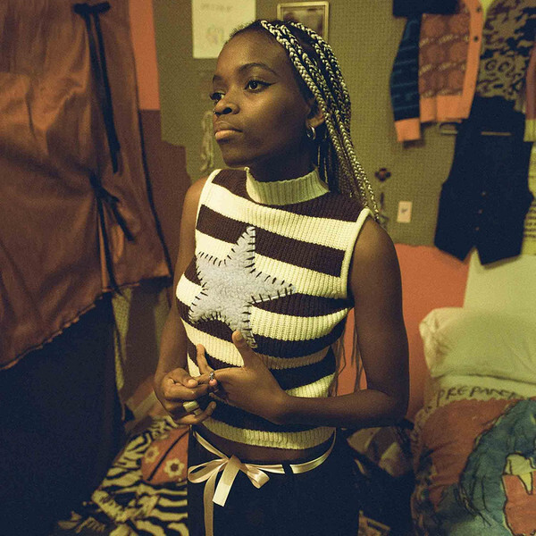 Hannah Jadagu – Aperture – Album Artwork