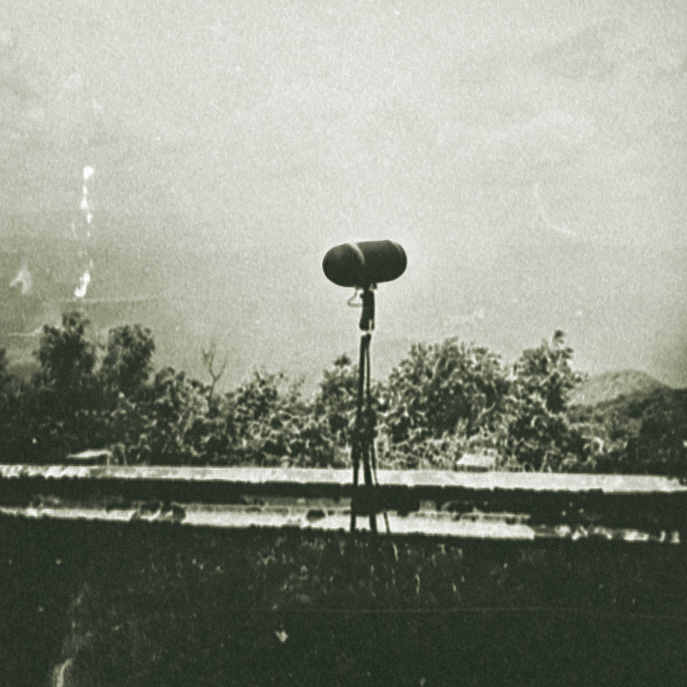 Hiss Tracts Shortwave Nights