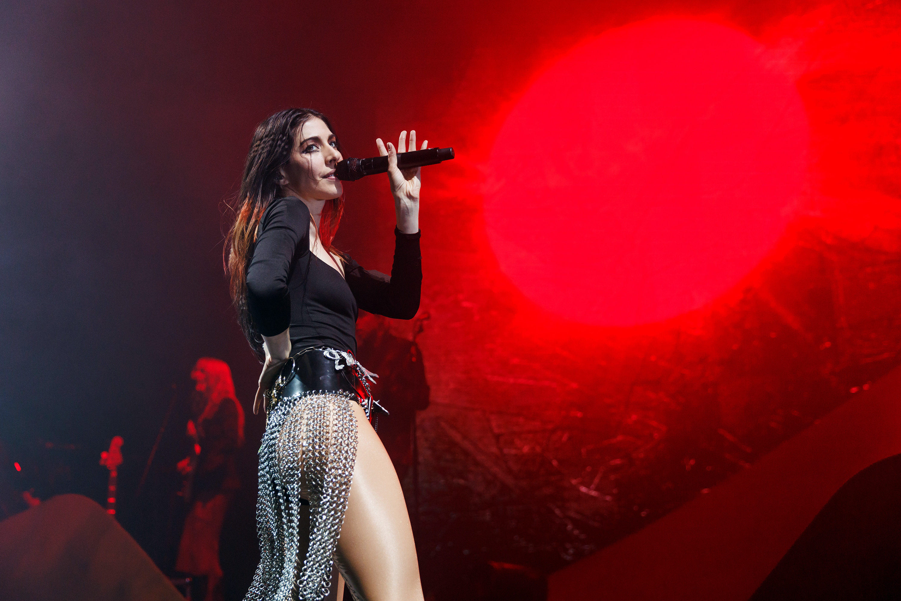 06 caroline polachek apollo 140223 burak