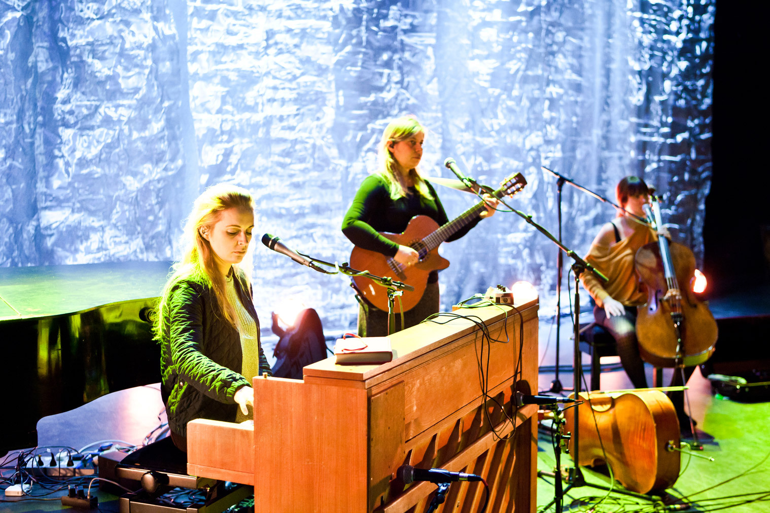 Agnes Obel O2 Empire 2014 10 22 Steve Asenjo IMG 2722