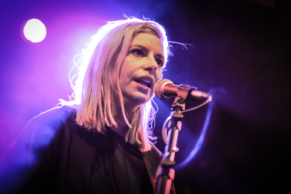 ALVVAYS 16