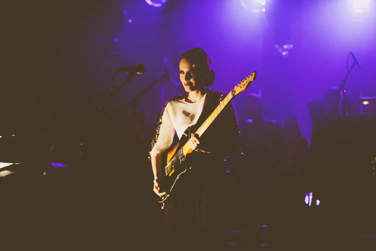 Anna Calvi St John Hackney London 131214 JW 9