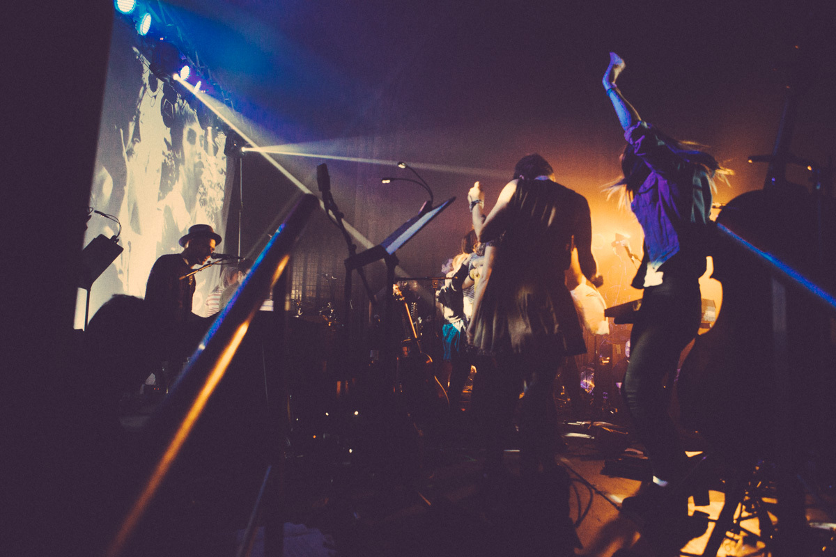 Belle and Sebastian Manchester Cathedral 281014 JW 38