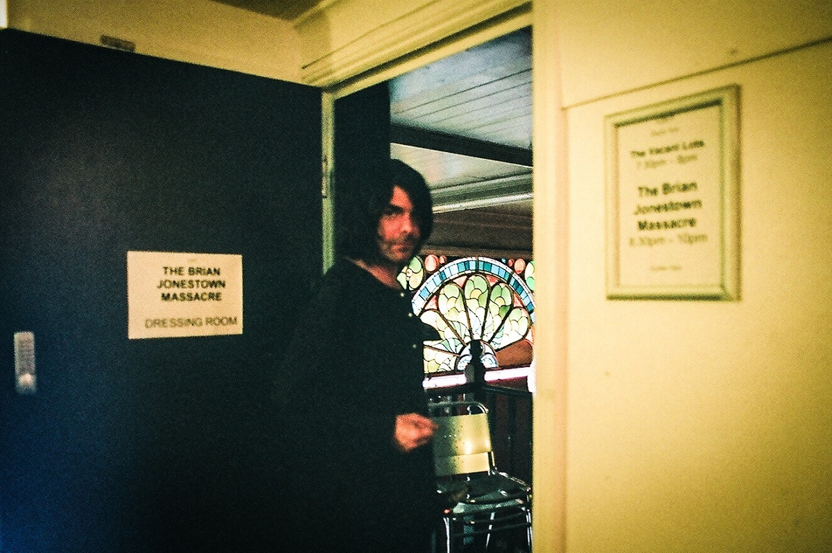 Lilly Creightmore Frankiebackstagein Brighton BJM Euro Tour2014 080614 40770004