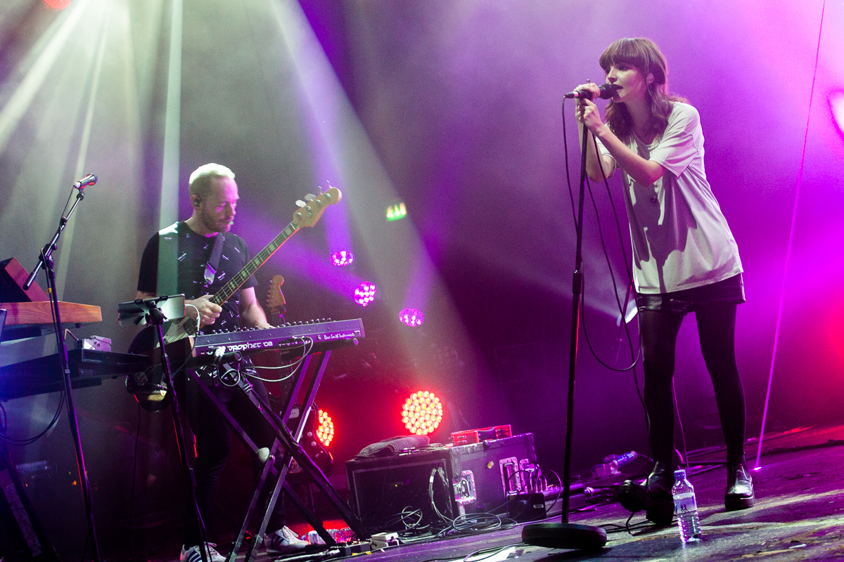 CHVRCHES Brixton Academy London 2014 10 30 Minh Le 7