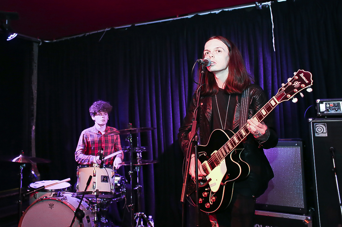 Dolomite Minor Black Heart 01 E Collini