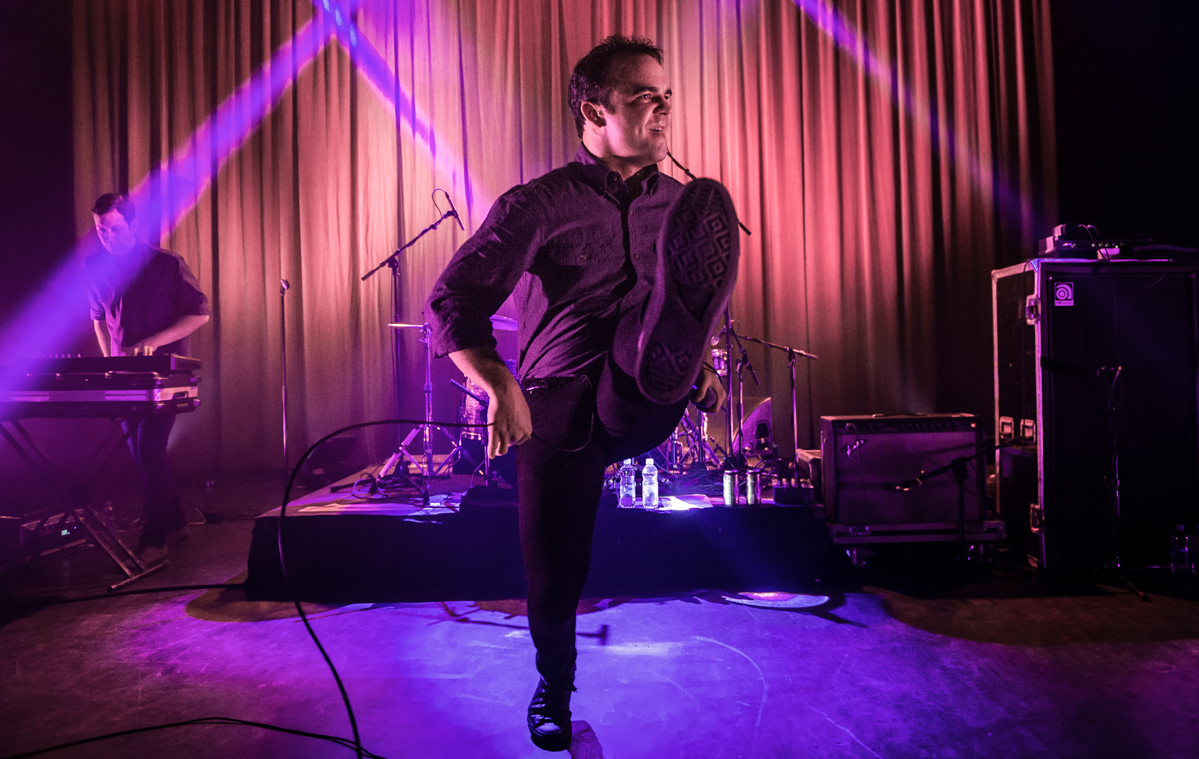 Future Islands London Shepherds Bush Empire07112014 Daniel Harris Web 3