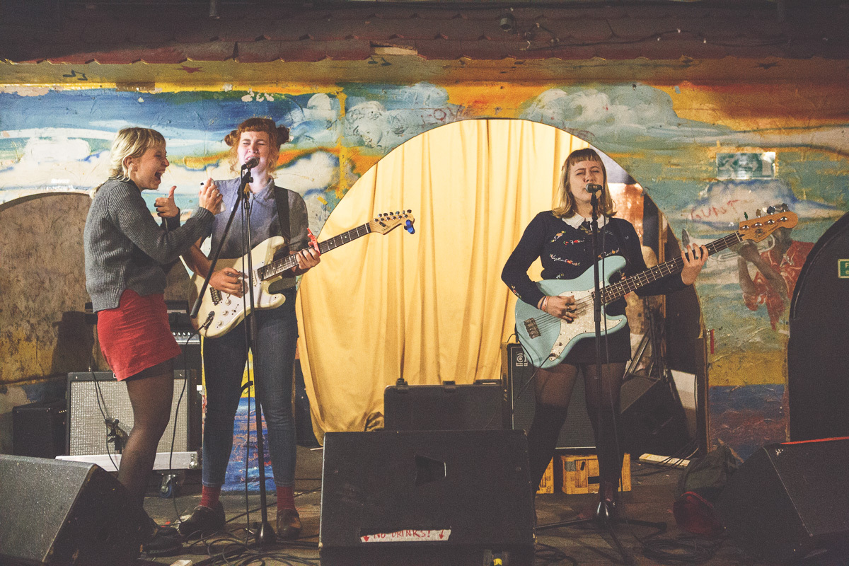 Girlpool Shacklewell Arms 171114 Wunmi Onibudo 05