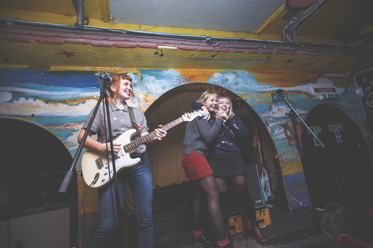 Girlpool Shacklewell Arms 171114 Wunmi Onibudo 06
