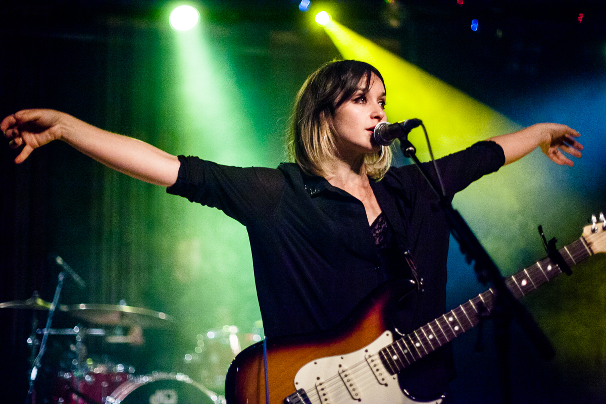 Howling Bells Scala 100614 Minh Le 6