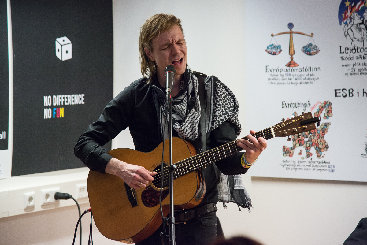 03 Petur Ben performs during Iceland Airwaves 2014 Sebastien Dehesdin