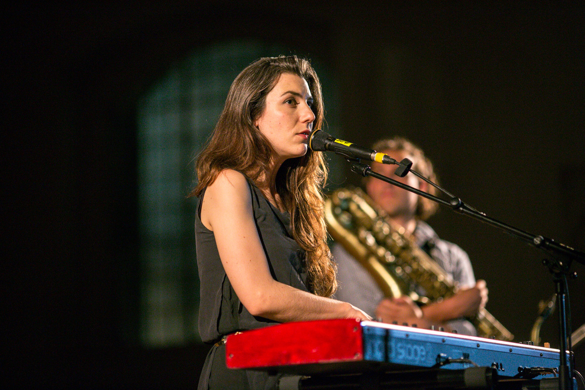 Julia Holter VF 2885