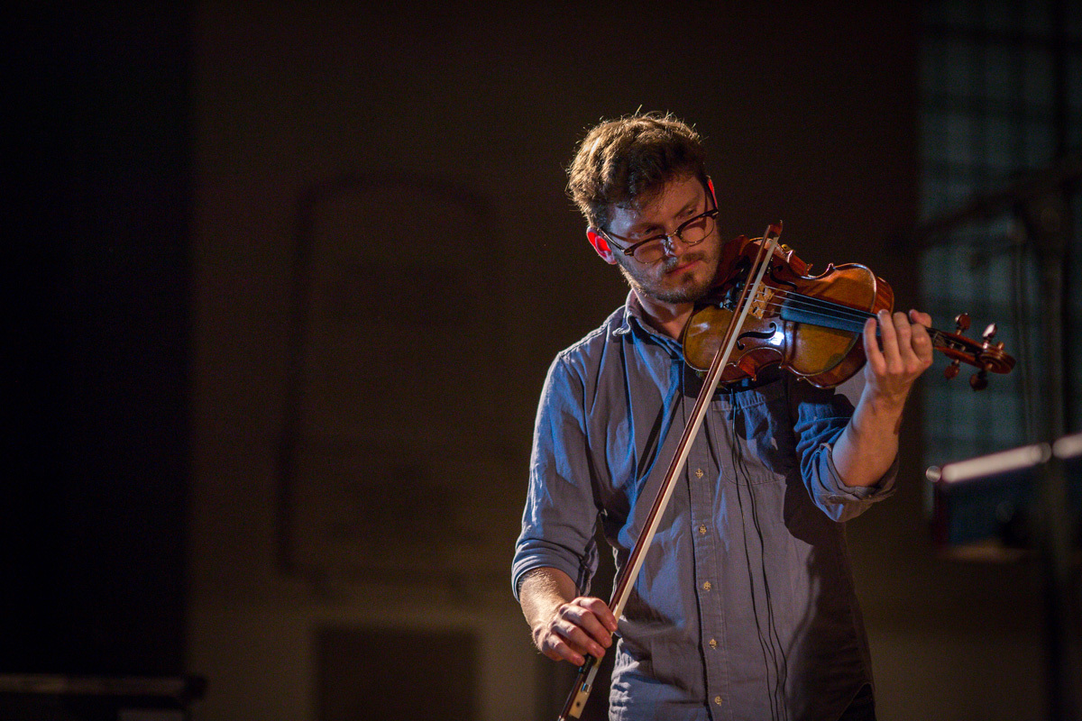 Julia Holter VF 2910