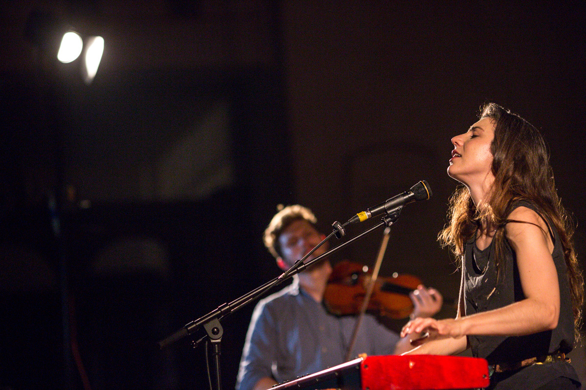 Julia Holter VF 2942