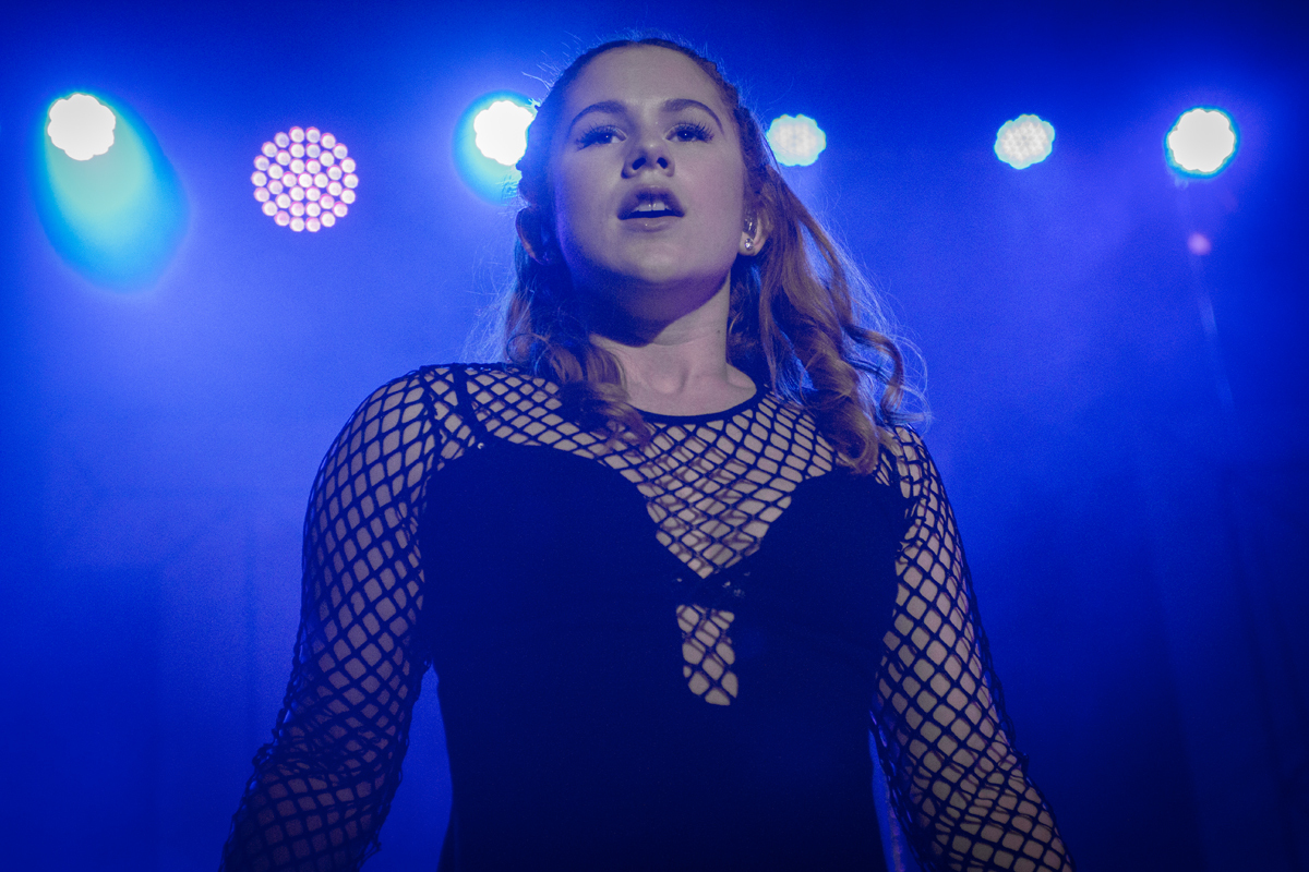 Katyb o2abc 281014 matthewmcandrew 015