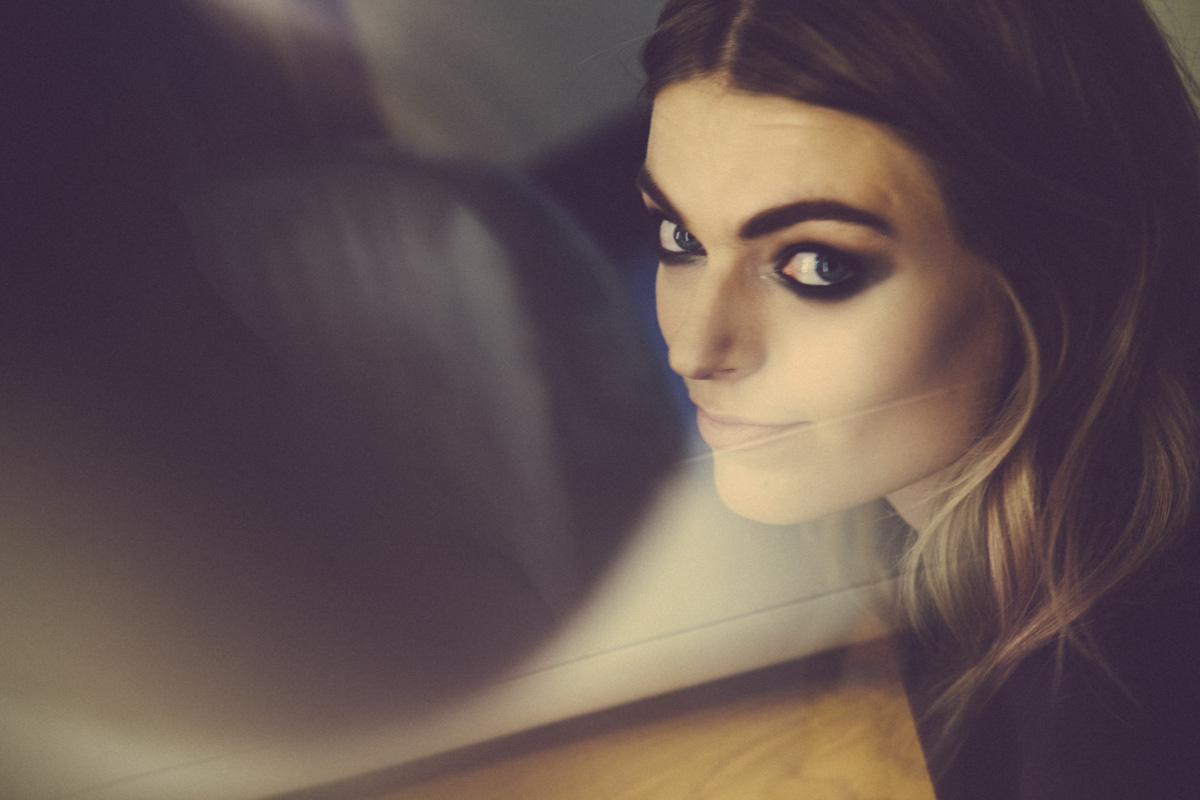 Laura Doggett Royal Albert Hall 221014 Jason Williamson 22