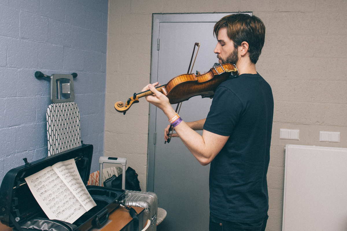 Owen Pallett Guess Who Behind The Scenes 231114 Gaelle Beri 01