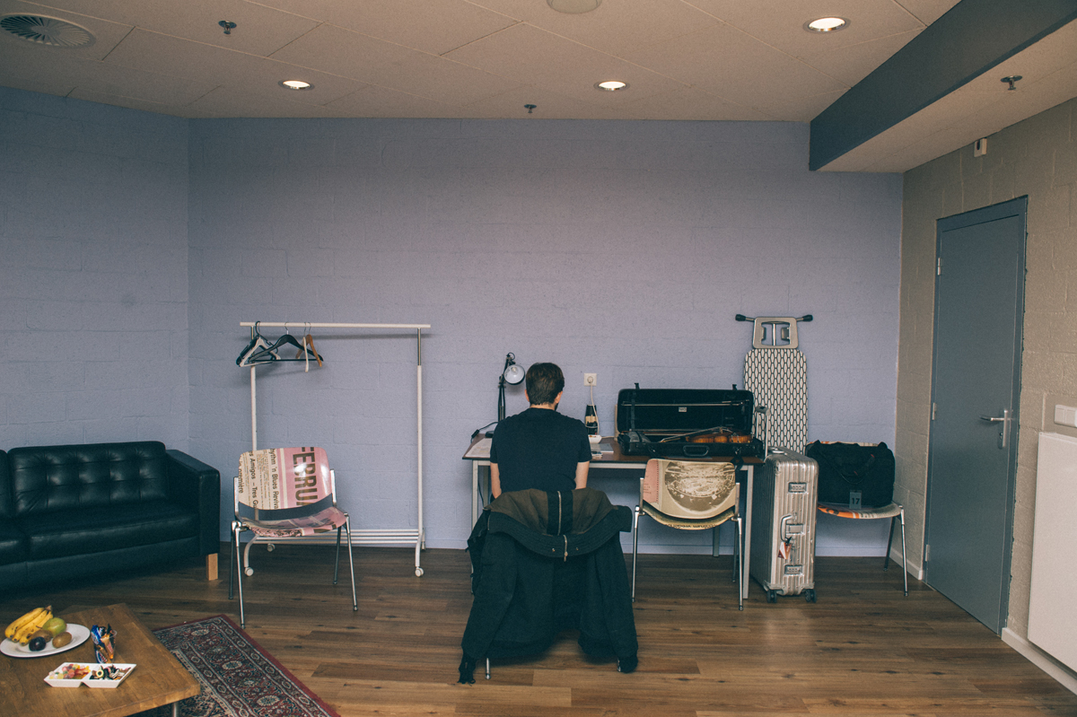 Owen Pallett Guess Who Behind The Scenes 231114 Gaelle Beri 06