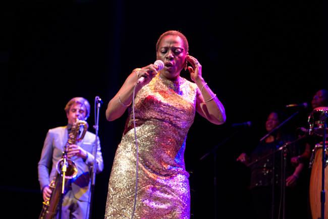 Sharon Jones The Dap Kings Roundhouse 160514 7